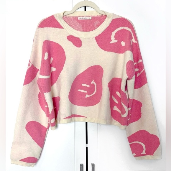 Moon & Madison Cream & Pink Smiley Face Knit Sweater - size L - Picture 2 of 3